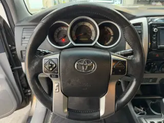 2015 Toyota TACOMA DOUBLE CAB