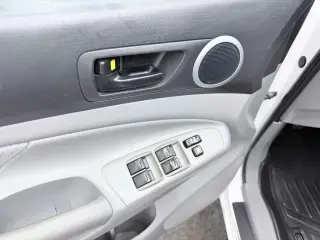 2011 Toyota TACOMA DOUBLE CAB