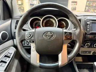 2015 Toyota TACOMA DOUBLE CAB