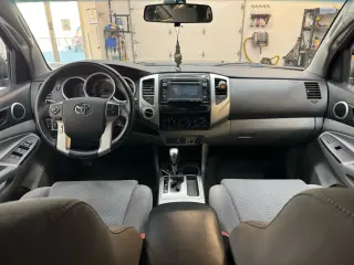 2015 Toyota TACOMA DOUBLE CAB
