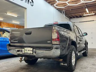 2015 Toyota TACOMA DOUBLE CAB