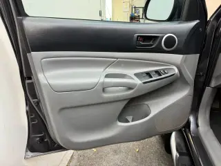 2015 Toyota TACOMA DOUBLE CAB