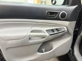 2014 Toyota TACOMA DOUBLE CAB