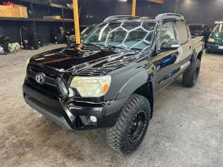 2014 Toyota TACOMA DOUBLE CAB