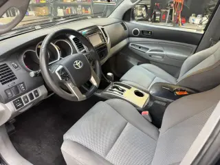 2014 Toyota TACOMA DOUBLE CAB