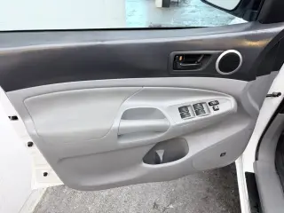 2011 Toyota TACOMA DOUBLE CAB