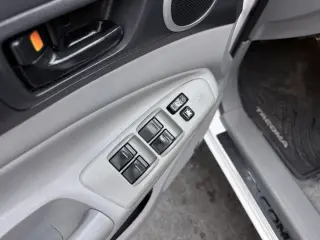 2011 Toyota TACOMA DOUBLE CAB