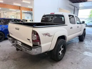 2011 Toyota TACOMA DOUBLE CAB