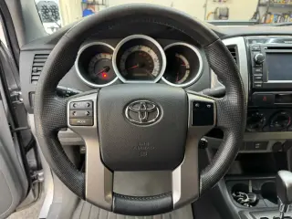 2013 Toyota TACOMA DOUBLE CAB
