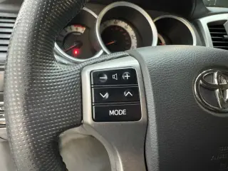 2013 Toyota TACOMA DOUBLE CAB