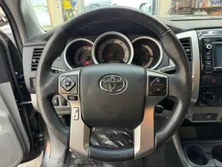 2015 Toyota TACOMA DOUBLE CAB