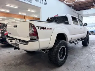 2015 Toyota TACOMA DOUBLE CAB