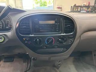 2002 Toyota TUNDRA ACCESS CAB