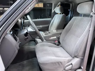 2002 Toyota TUNDRA ACCESS CAB