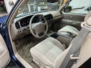2004 Toyota TUNDRA ACCESS CAB