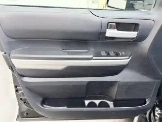 2014 Toyota TUNDRA CREWMAX