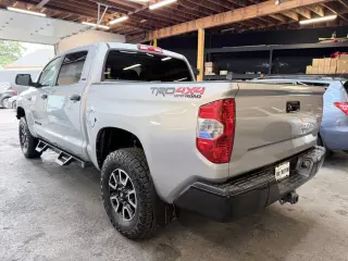 2014 Toyota TUNDRA CREWMAX