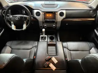 2021 Toyota TUNDRA DOUBLE CAB
