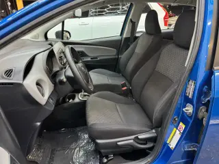 2017 Toyota YARIS