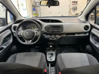 2017 Toyota YARIS