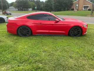 2016 Ford MUSTANG