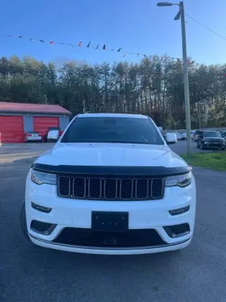 2020 Jeep GRAND CHEROKEE