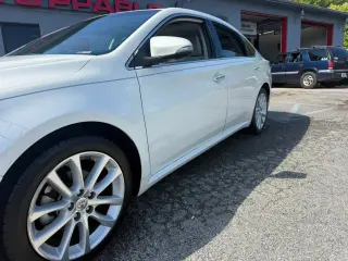2014 Toyota AVALON