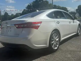 2014 Toyota AVALON