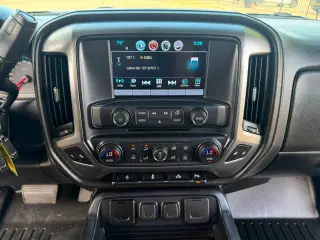 2018 Chevrolet SILVERADO 1500 DOUBLE CAB