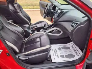 2013 Hyundai VELOSTER
