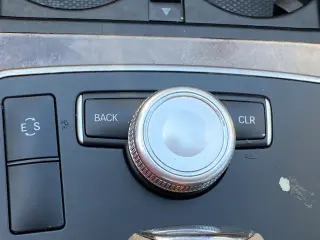 2011 Mercedes-Benz E-CLASS