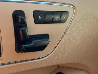 2011 Mercedes-Benz E-CLASS
