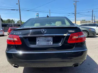2011 Mercedes-Benz E-CLASS