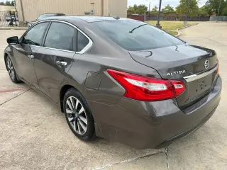 2017 Nissan ALTIMA