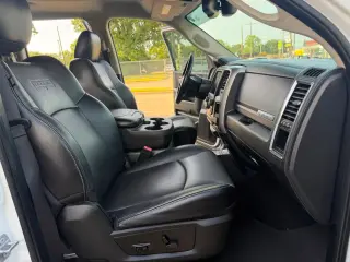2017 Ram 1500 EXTENDED CAB