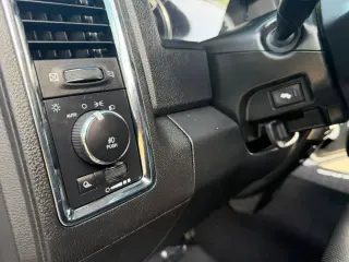 2017 Ram 1500 EXTENDED CAB