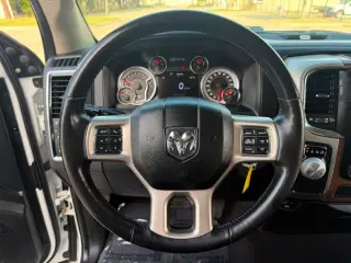 2017 Ram 1500 EXTENDED CAB