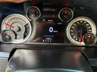 2017 Ram 1500 EXTENDED CAB
