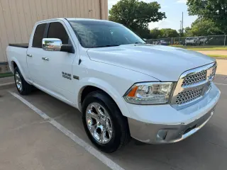 2017 Ram 1500 EXTENDED CAB