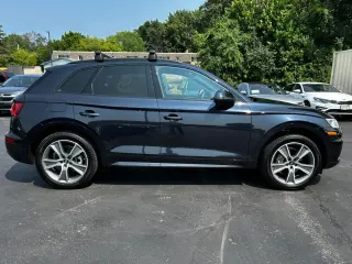 2019 AUDI Q5