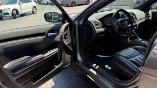 2019 CHRYSLER 300
