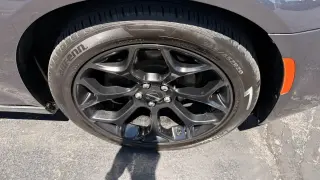 2019 CHRYSLER 300