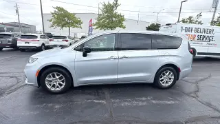 2024 CHRYSLER PACIFICA