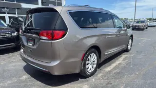2018 CHRYSLER PACIFICA