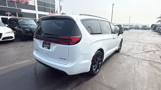 2026 CHRYSLER PACIFICA