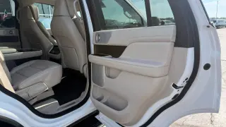 2019 LINCOLN NAVIGATOR
