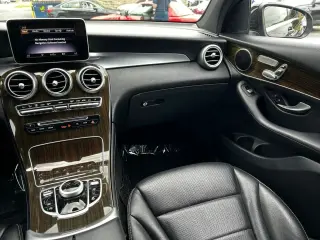 2019 MERCEDES-BENZ GLC