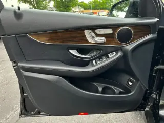2019 MERCEDES-BENZ GLC