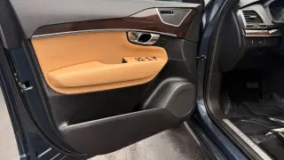 2019 VOLVO XC90