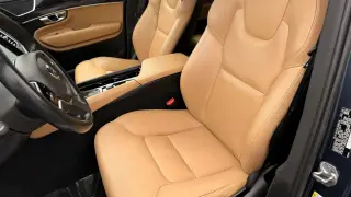2019 VOLVO XC90